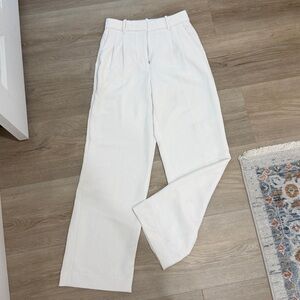 Aritzia effortless pants wide leg pants size 2